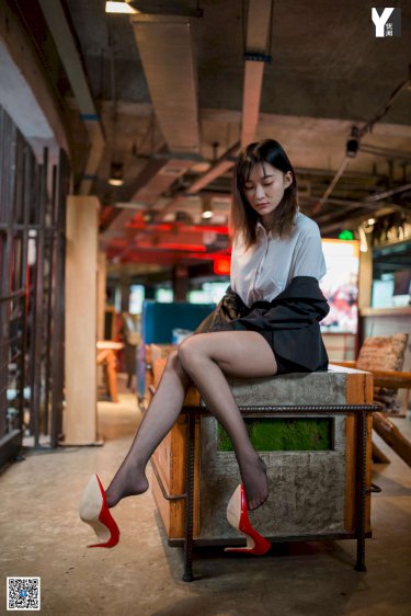 婚后被调教当众高潮H喷水